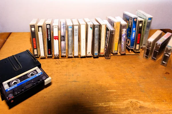 Old Tape Cassettes Lie Wooden Substrate — Stock Photo, Image