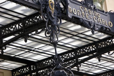 Monte Carlo, Monako, kumarhane binası.