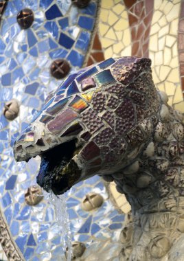 Barcelona'da park guell Dragon çeşme