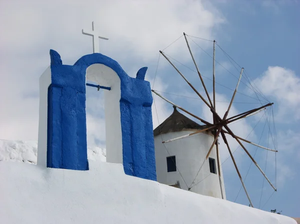 Moinho de vento Santorini — Fotografia de Stock