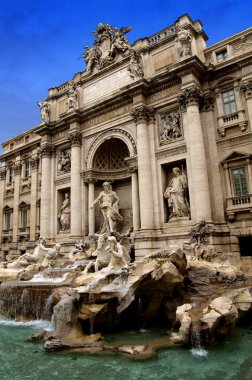 Roma 'daki Trevi Çeşmesi