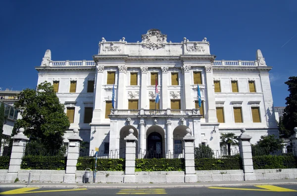 Το παλάτι του κυβερνήτη στην Ριέκα, Κροατία — Φωτογραφία Αρχείου