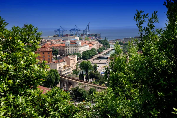 Panoramatický pohled na Rijeka a Titův čtverec — Stock fotografie