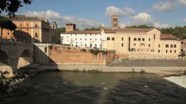Tiber Adası