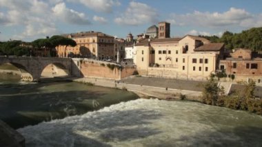 Tiber Adası