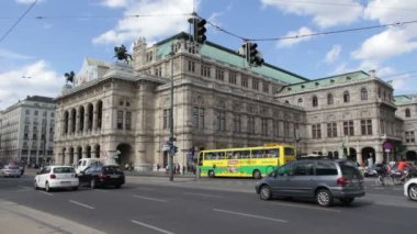 Viyana opera yaklaşık