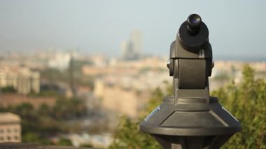 columbus anıt ve teleskop ile Barselona manzarası
