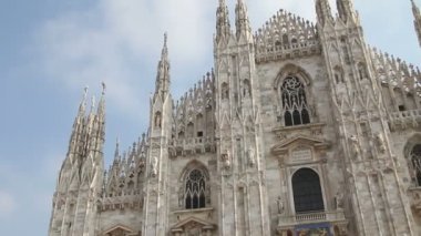 Milan İkili, İtalya.