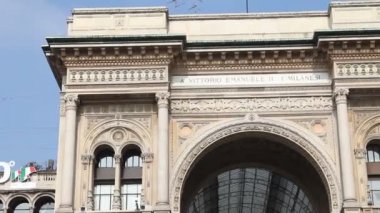 Vittorio emanuele Galerisi, milan