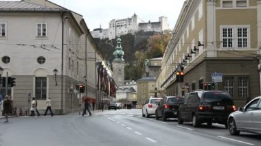 hohensalzburg şehir sokaktan göster