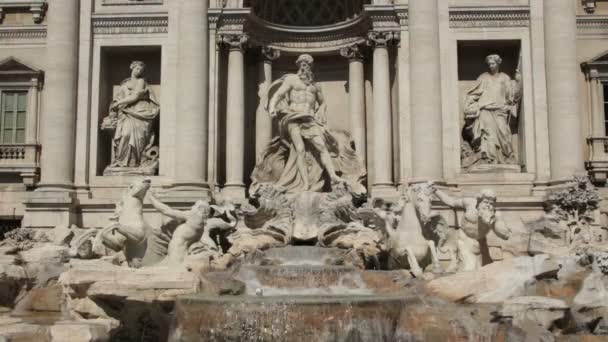 Trevi Fountain in Rome — Stock Video