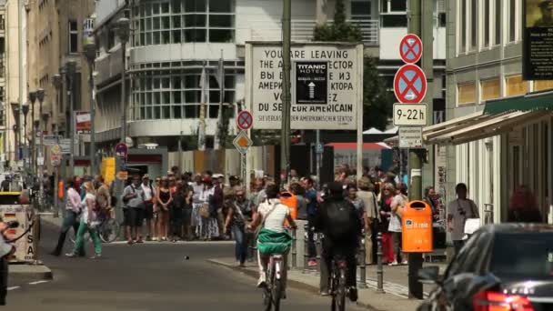 Hora punta en Berlín — Vídeo de stock