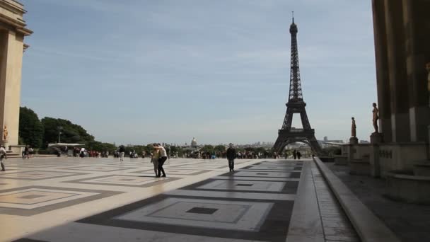 Torre Eiffel, París — Vídeo de stock