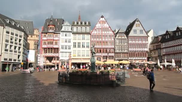 Plein van de stad Frankfurt — Stockvideo