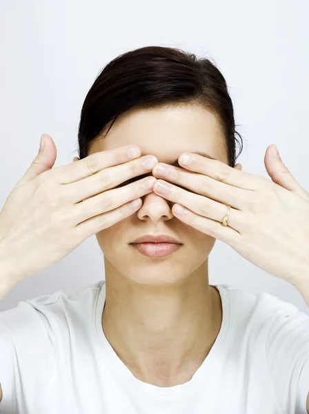 Cover the eyes — Stock Photo, Image