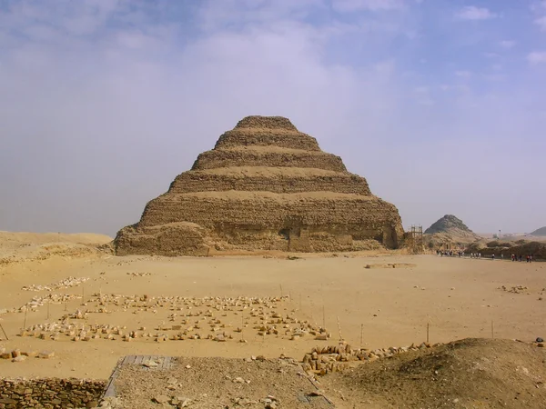 Pyramid av djoser i Sakkara - Egypten — Stockfoto