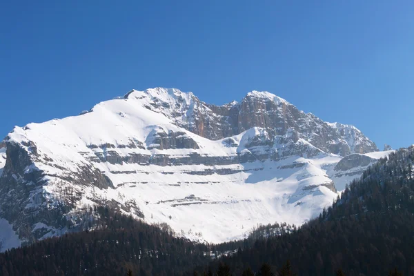 Snowy Mountain — Stock Photo, Image