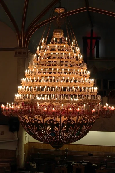 Lampadario in una Chiesa protestante - New York — Foto Stock