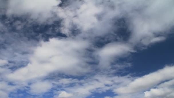 Klarer Himmel — Stockvideo