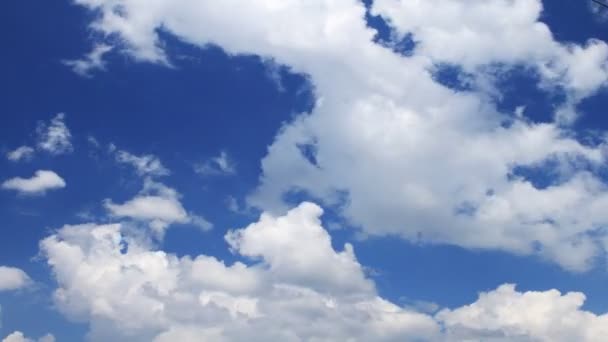 Чистое небо — стоковое видео