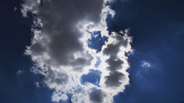 Klarer Himmel — Stockvideo