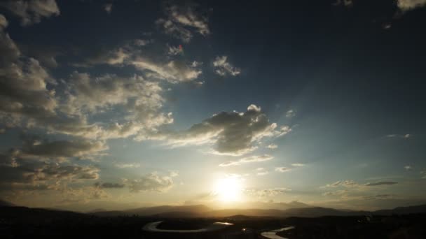 Zeitraffer bei Sonnenuntergang — Stockvideo