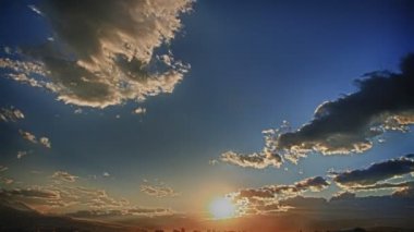 HDR günbatımı zaman atlamalı
