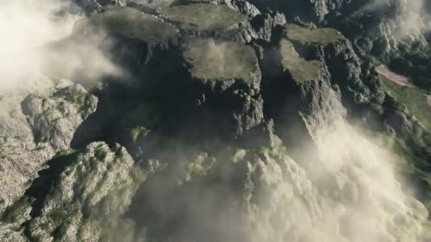 Πετούν πάνω από τα σύννεφα βουνά — Αρχείο Βίντεο