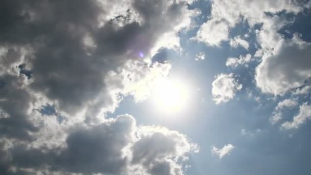 ciel bleu nuages laps de temps 