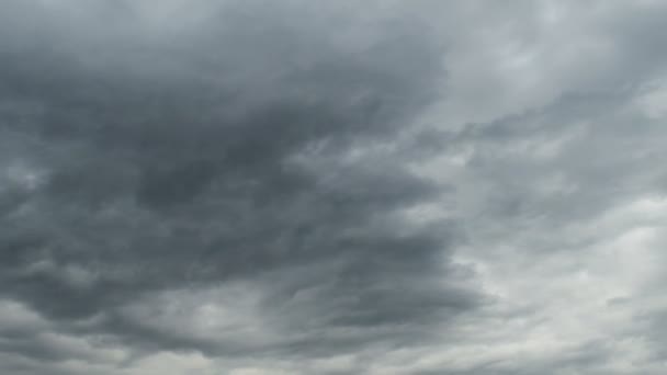 Nuvens tempo escuro lapso — Vídeo de Stock