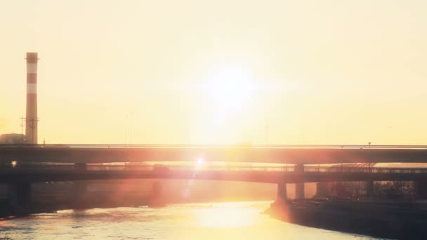 Brücke Sonnenaufgang Fahrbahn — Stockvideo