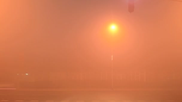 Zeitraffer im Straßenverkehr — Stockvideo