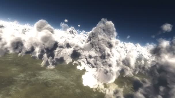 Vol au-dessus de nuages dramatiques 