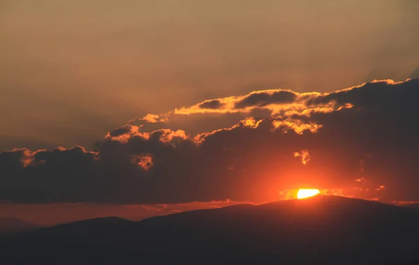 Krásný Zlatý Západ Slunce Nebe Krajina Přírodní Pozadí — Stock fotografie