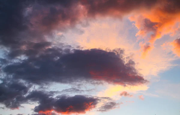 Naturale Tramonto Nuvole Cielo Sfondo Colore Panorama — Foto Stock
