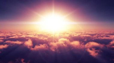 Gün batımının üzerinde uç güneş ışığı 4k