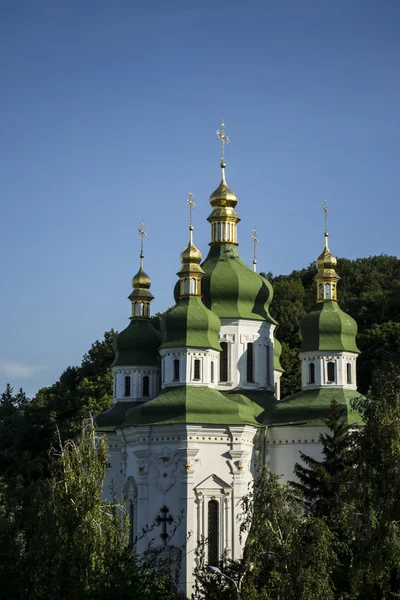 günbatımı üzerinde Kilise