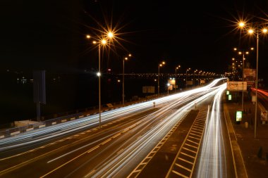 Gece şehir ışıkları