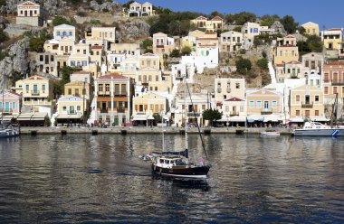 Symi Bay küçük tekne