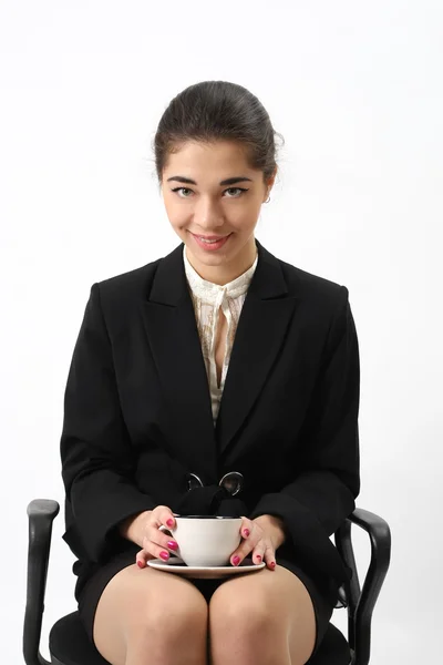 Ritratto donna d'affari con coppa, isolato . — Foto Stock