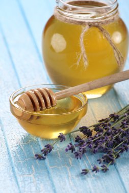 bir cam kapta boyalı ahşap plakalar arka plan değil tatlım. 