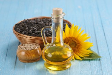 Ayçiçek yağı, tohum ve ayçiçeği 
