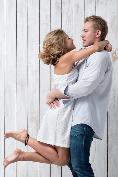 Retrato de una pareja joven —  Fotos de Stock