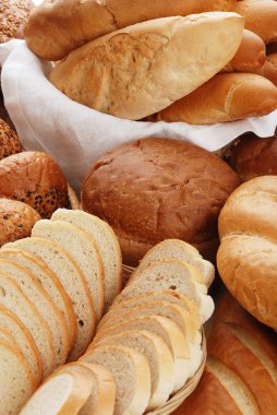 farklı ekmek yığını