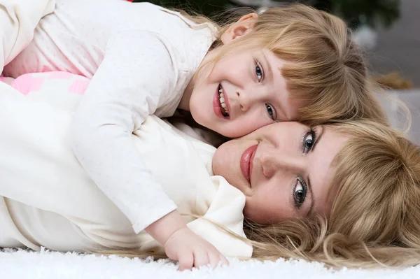 Mother with daughter — Stock Photo, Image