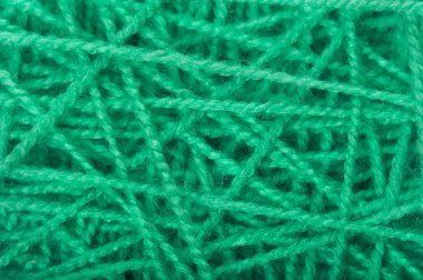 Yeşil yünlü kumaş bağlı