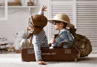 Çocuklar seyahat hazırlanıyor
