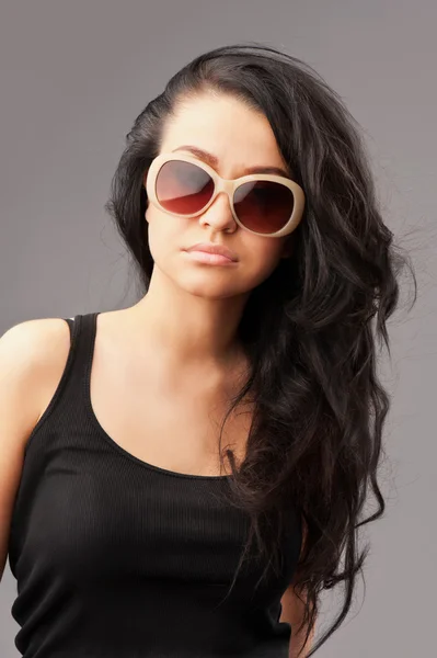 Girl in sunglasses — Stock Photo, Image