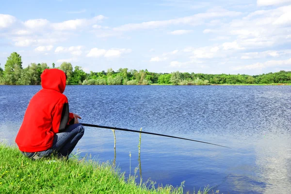 La ragazza sulla pesca — Foto Stock