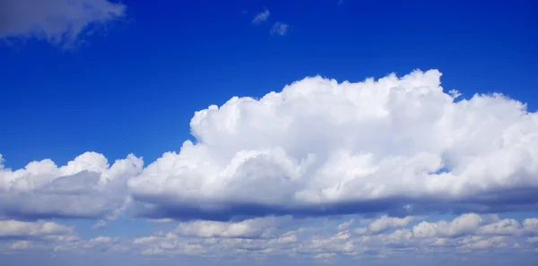 Cielo con nubes —  Fotos de Stock